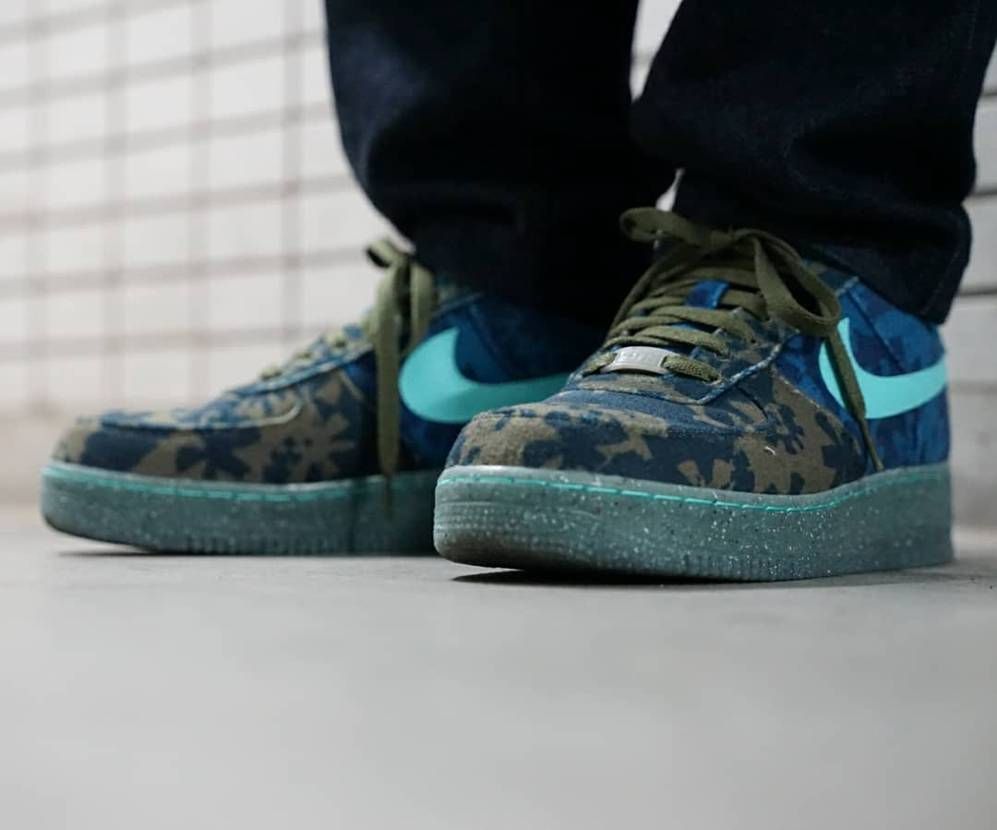 昨日の今日のスニーカー
NIKE BY YOU AIR FORCE 1 LOW 