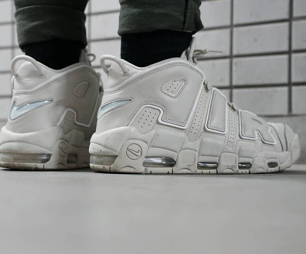 今日のスニーカー
NIKE AIR MORE UPTEMPO