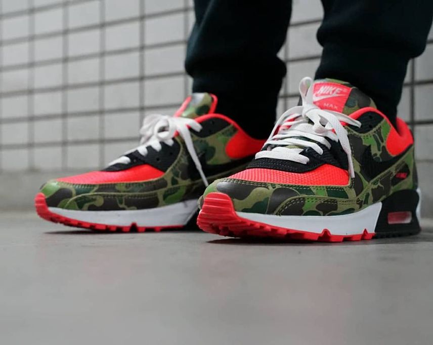 今日のスニーカー
2021年1月9日①
NIKE AIR MAX 90 REVE