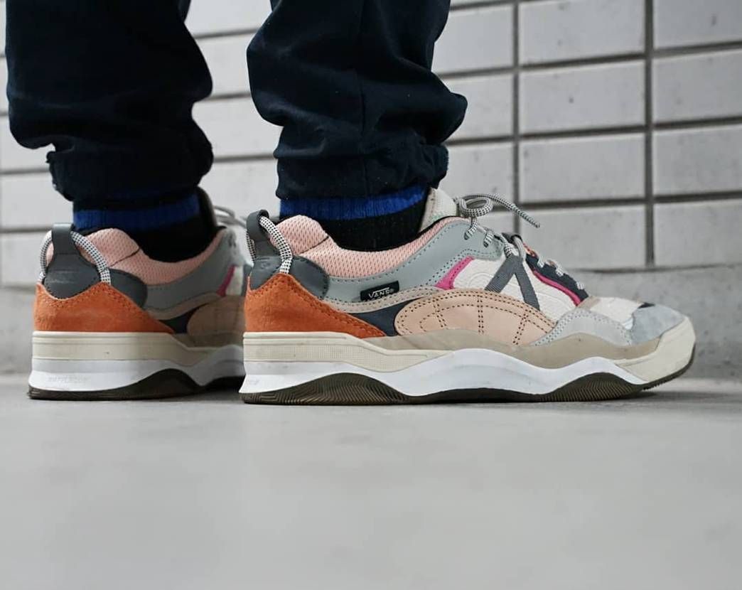 今日のスニーカー
2021年2月7日
VANS VARIX 