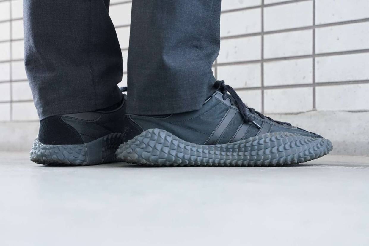 昨日の今日のスニーカー
2021年2月18日
ADIDAS 