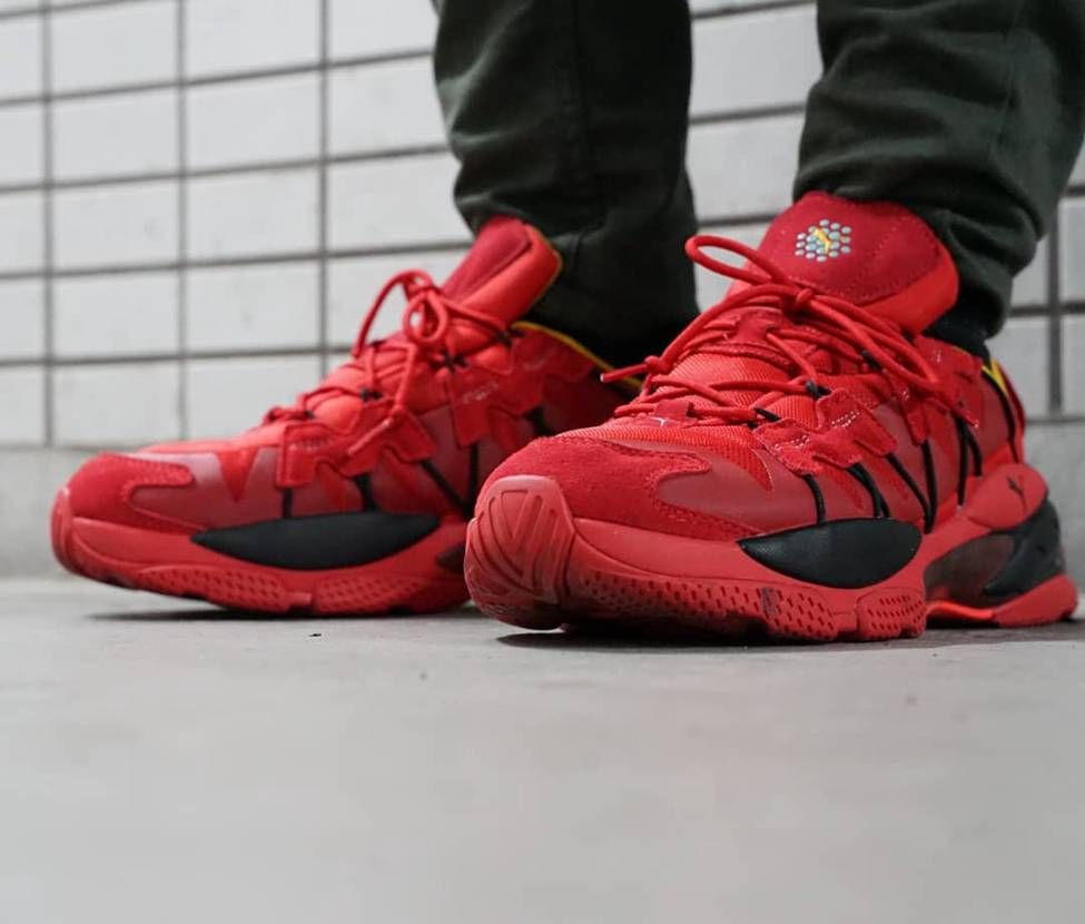 今日のスニーカー
2021年2月22日
PUMA LQD CELL OMEGA 