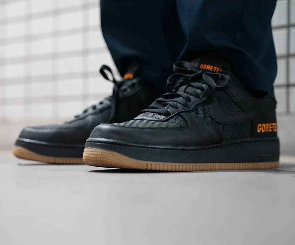 昨日の今日のスニーカー
2021年6月30日
NIKE AIR FORCE 1