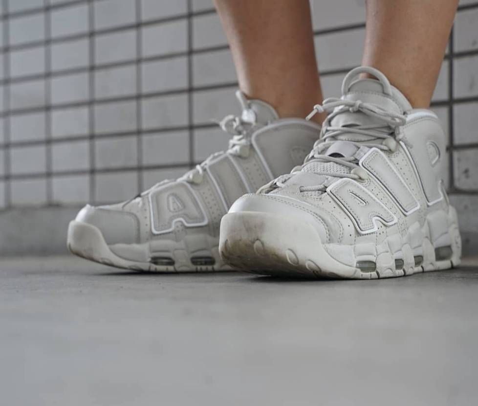 今日のスニーカー
2021年7月15日
NIKE AIR MORE UPTEMP