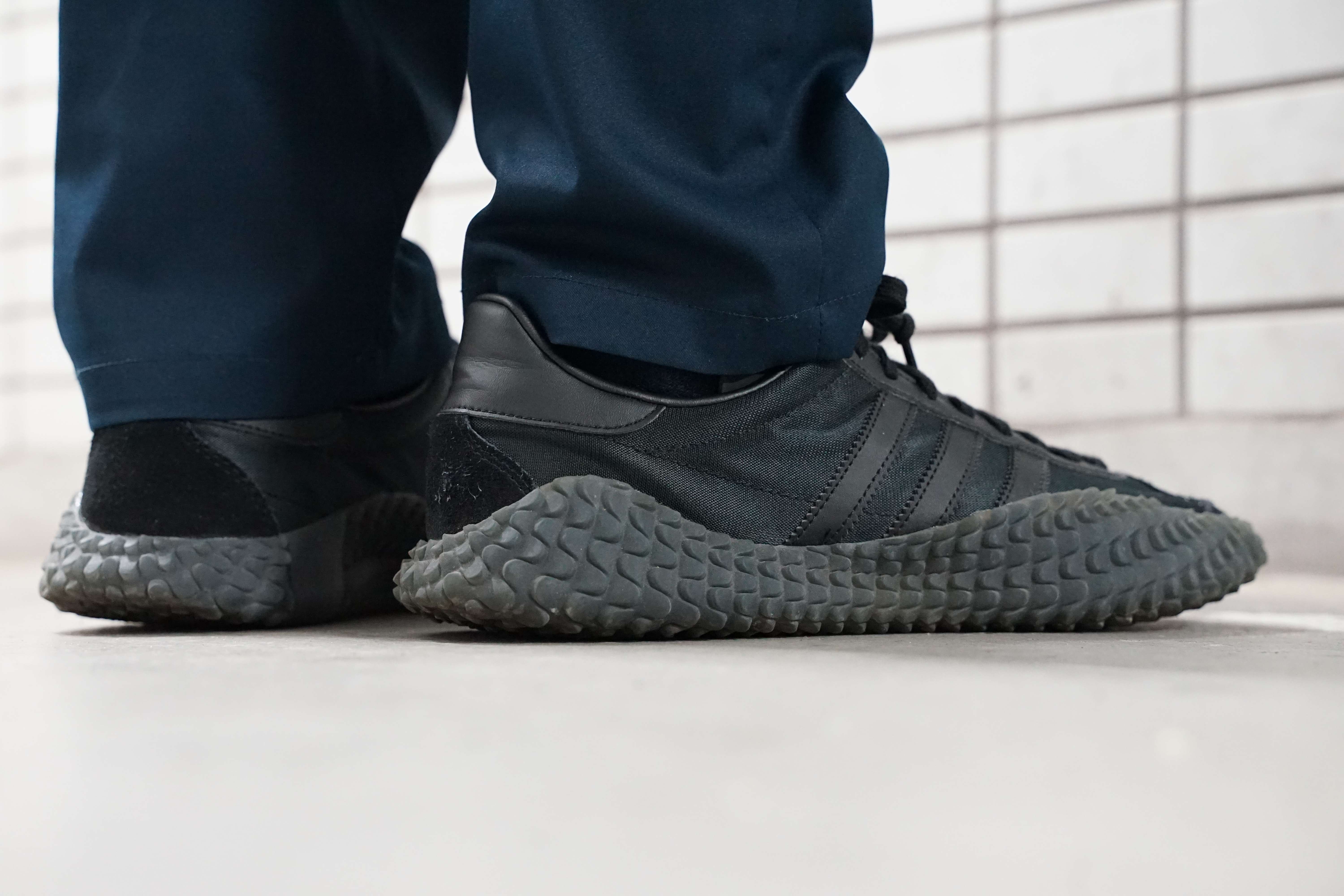 昨日の今日のスニーカー
2021年8月18日
ADIDA