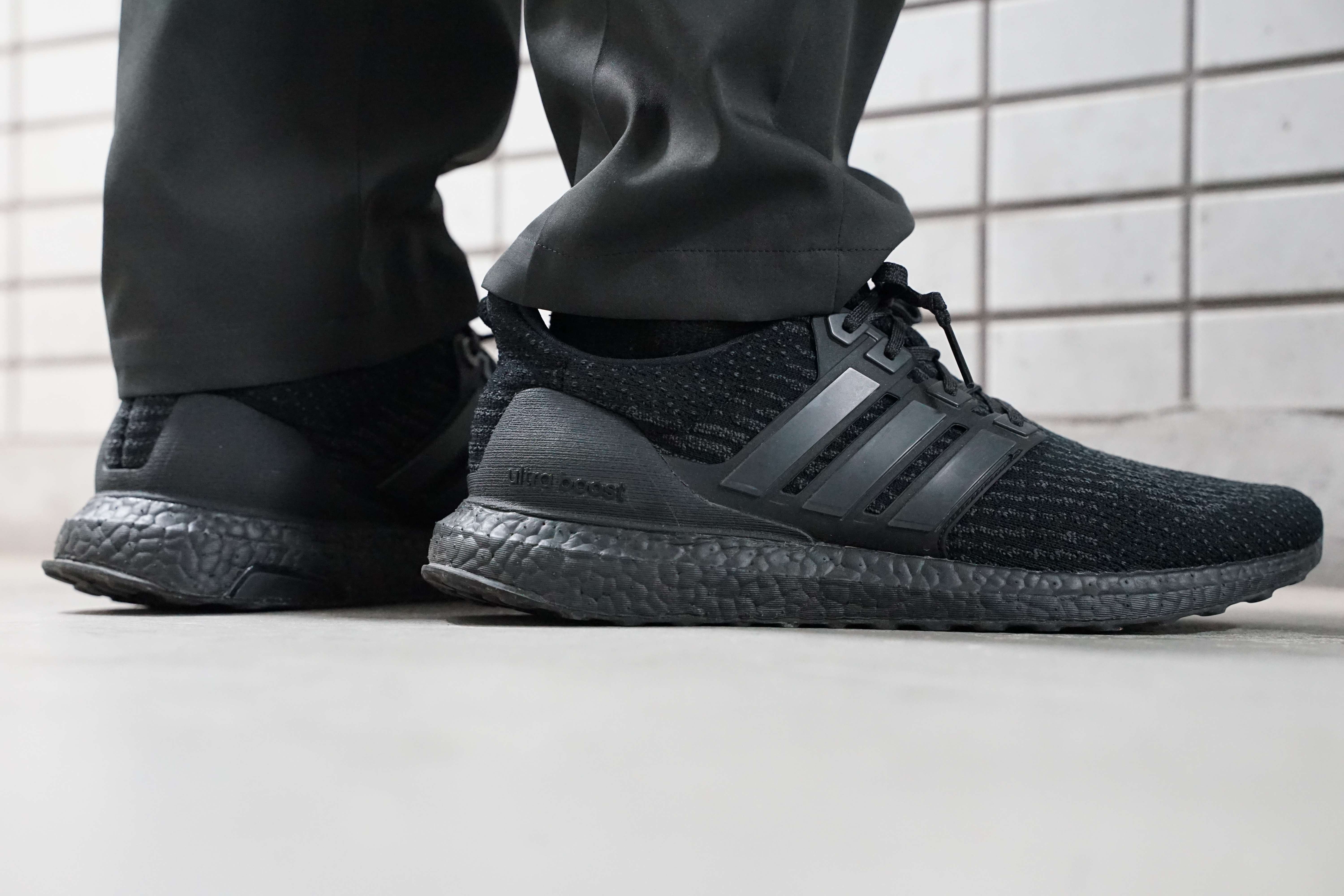 昨日の今日のスニーカー
2021年8月19日
adidas 