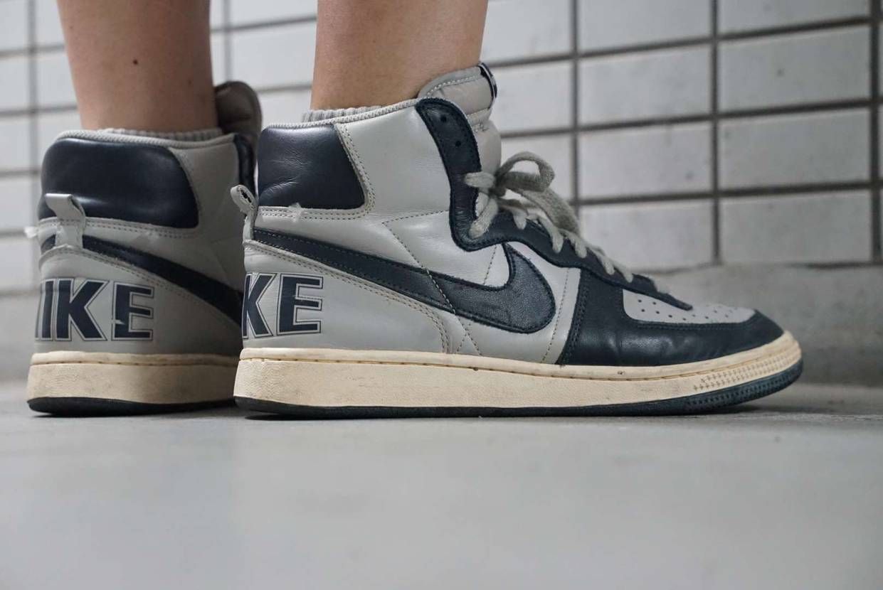 今日のスニーカー
2021年9月27日
NIKE TERMI