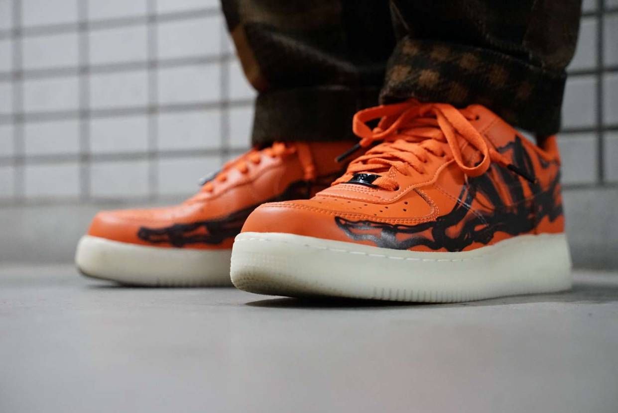 今日のスニーカー
2021年10月31日
NIKE AIR FORCE 1 LO
