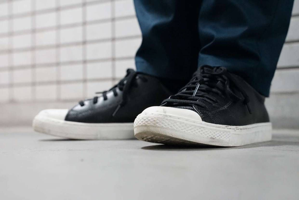 昨日の今日のスニーカー
2021年12月3日
CONVERSE ALL STAR