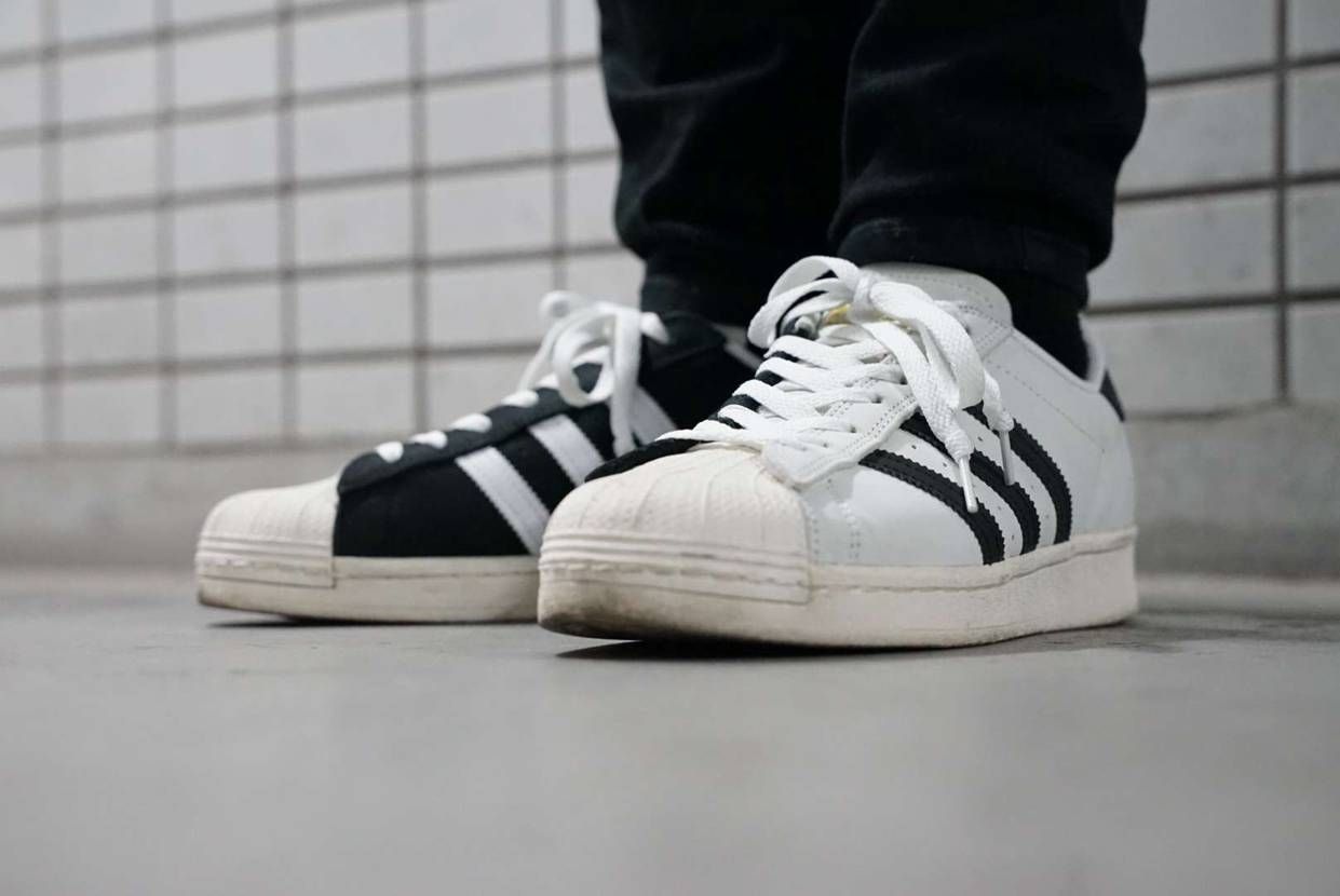 今日のスニーカー
2021年12月23日
ADIDAS ORIGINALS SU
