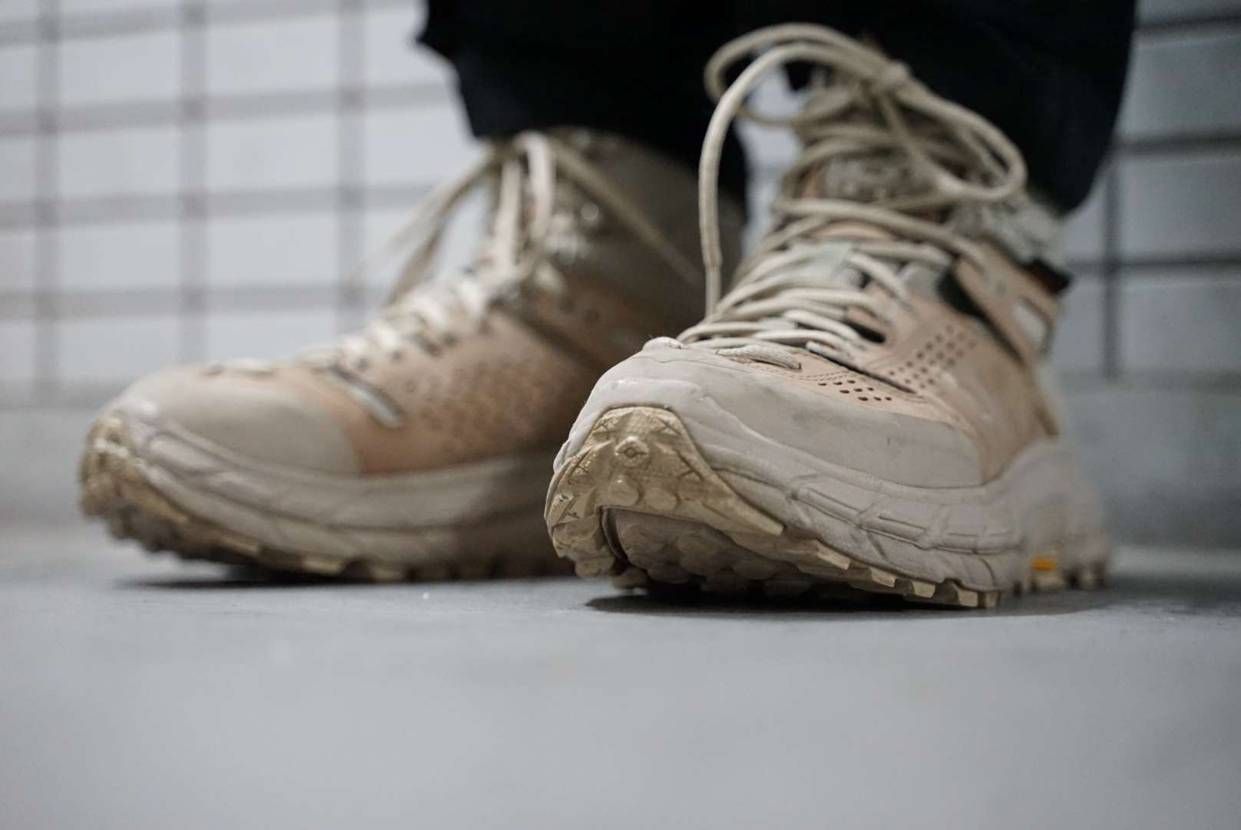 昨日の今日のスニーカー
2022年1月6日
HOKA ONE ONE TOR U
