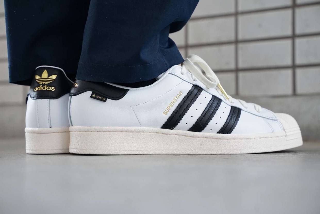 昨日の今日のスニーカー
2022年3月2日
ADIDAS