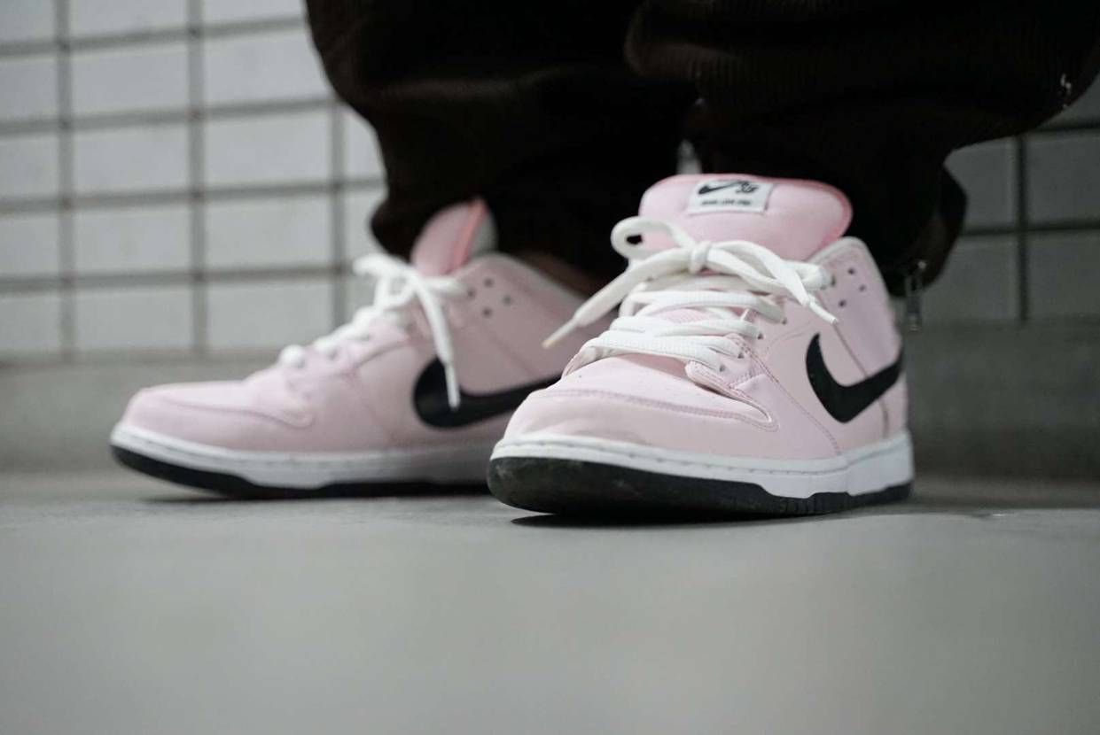 昨日の今日のスニーカー
2022年3月6日
NIKE SB DUNK LOW