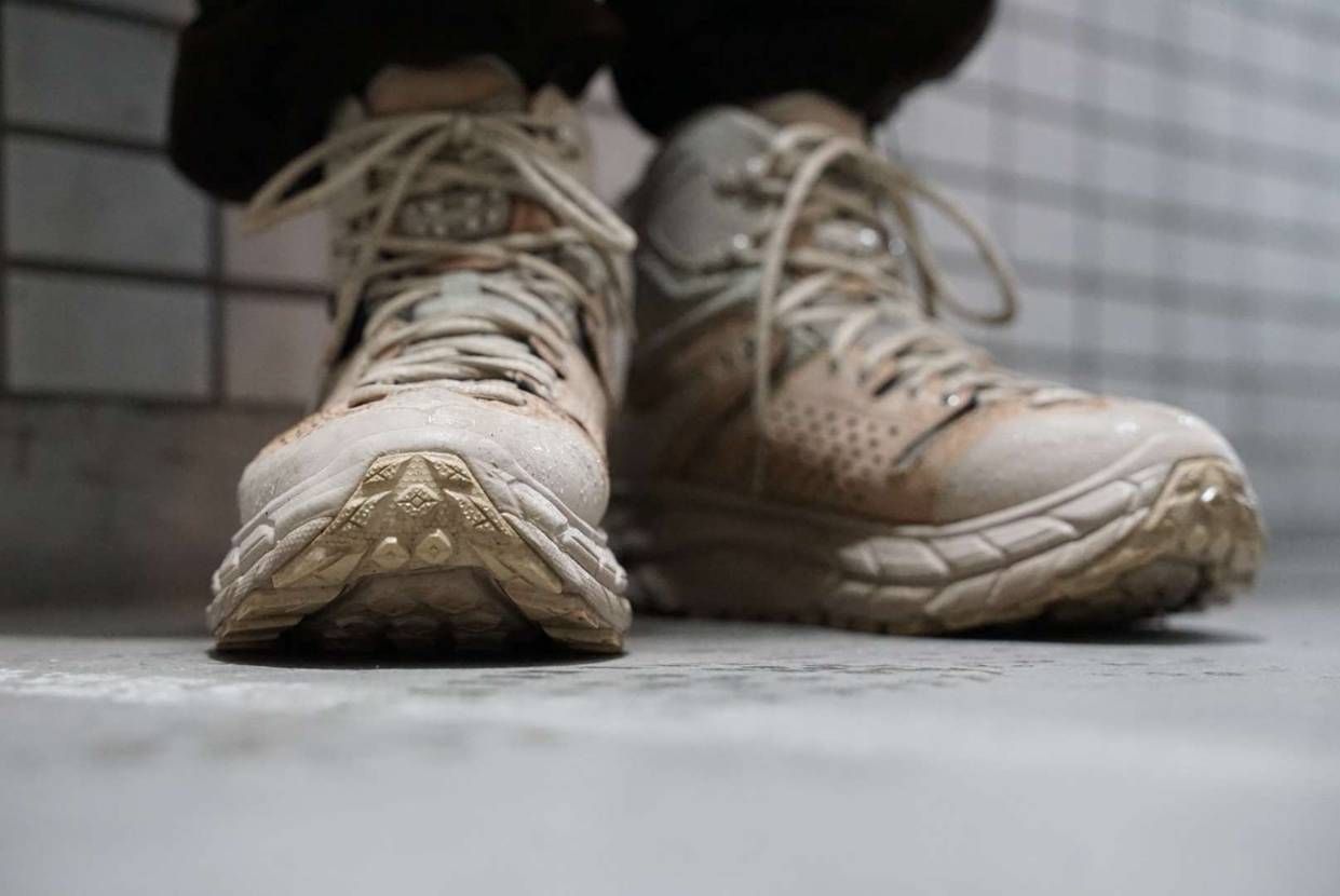 今日のスニーカー
2022年4月4日
HOKA ONE ONE TOR UL