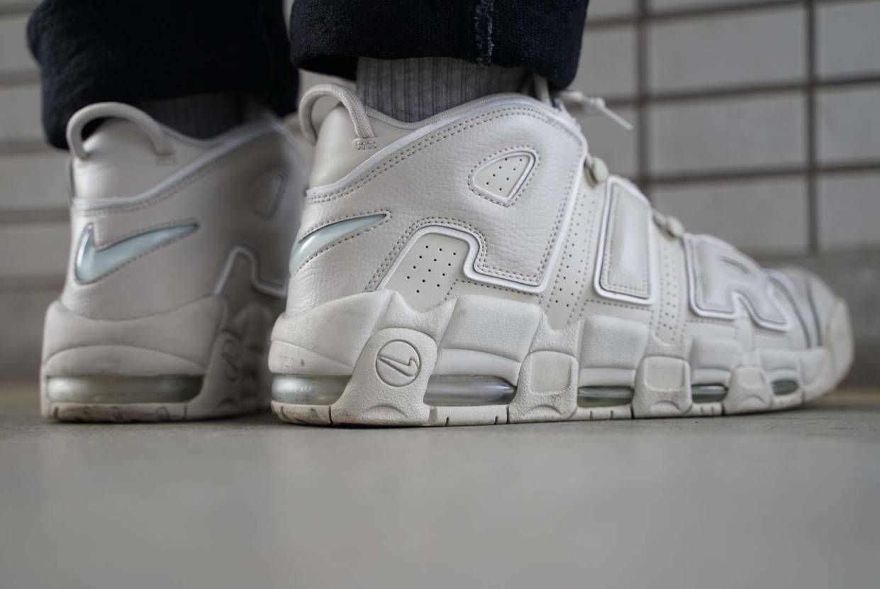今日のスニーカー
2022年4月19日
NIKE AIR