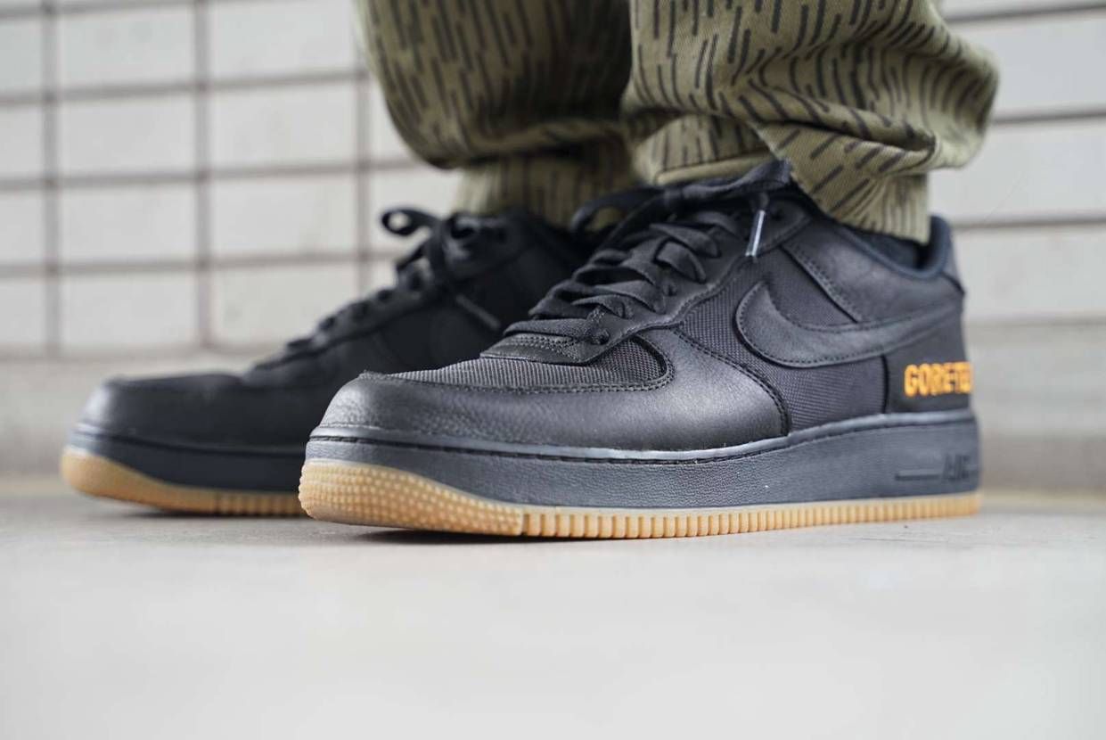 今日のスニーカー
2022年6月3日
NIKE AIR FORCE 1 LO