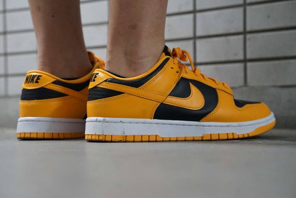 今日のスニーカー
2022年8月9日
NIKE DUNK