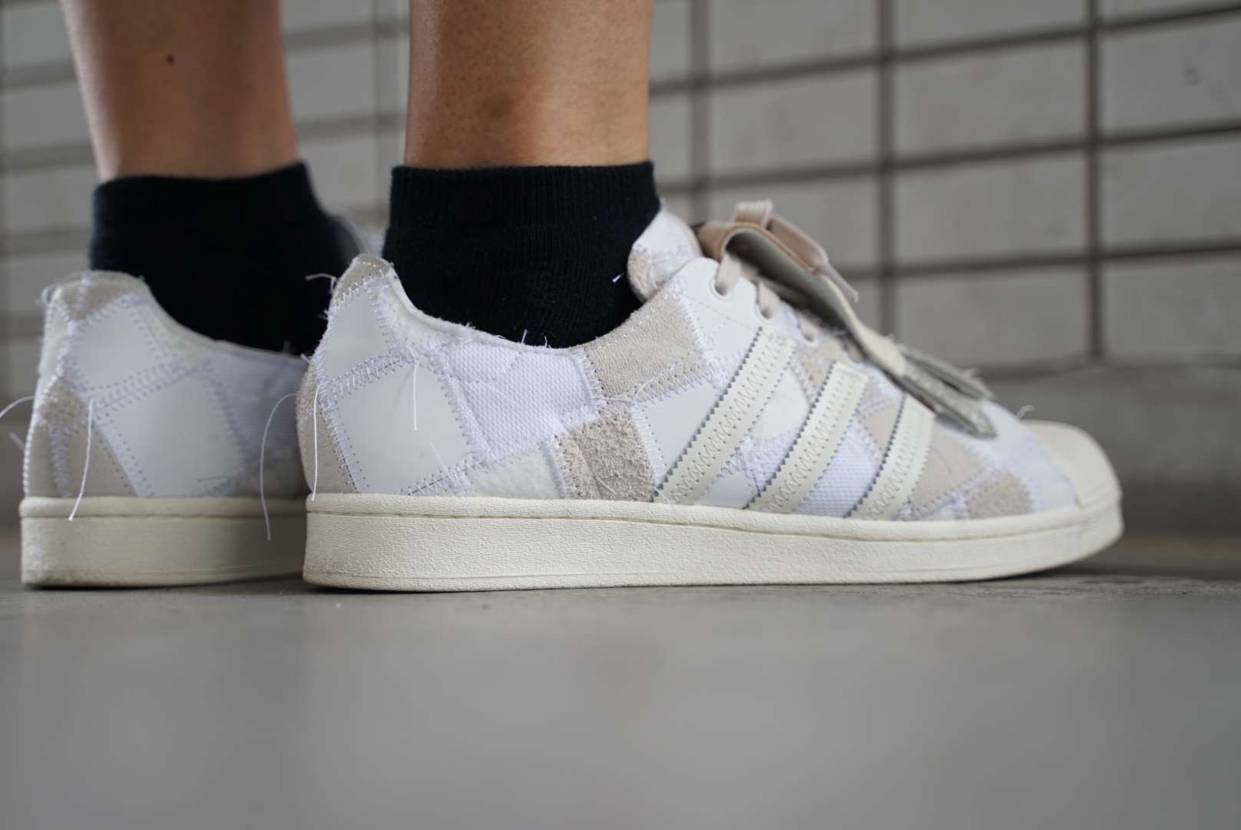 今日のスニーカー
2022年8月23日
RECOUTUR