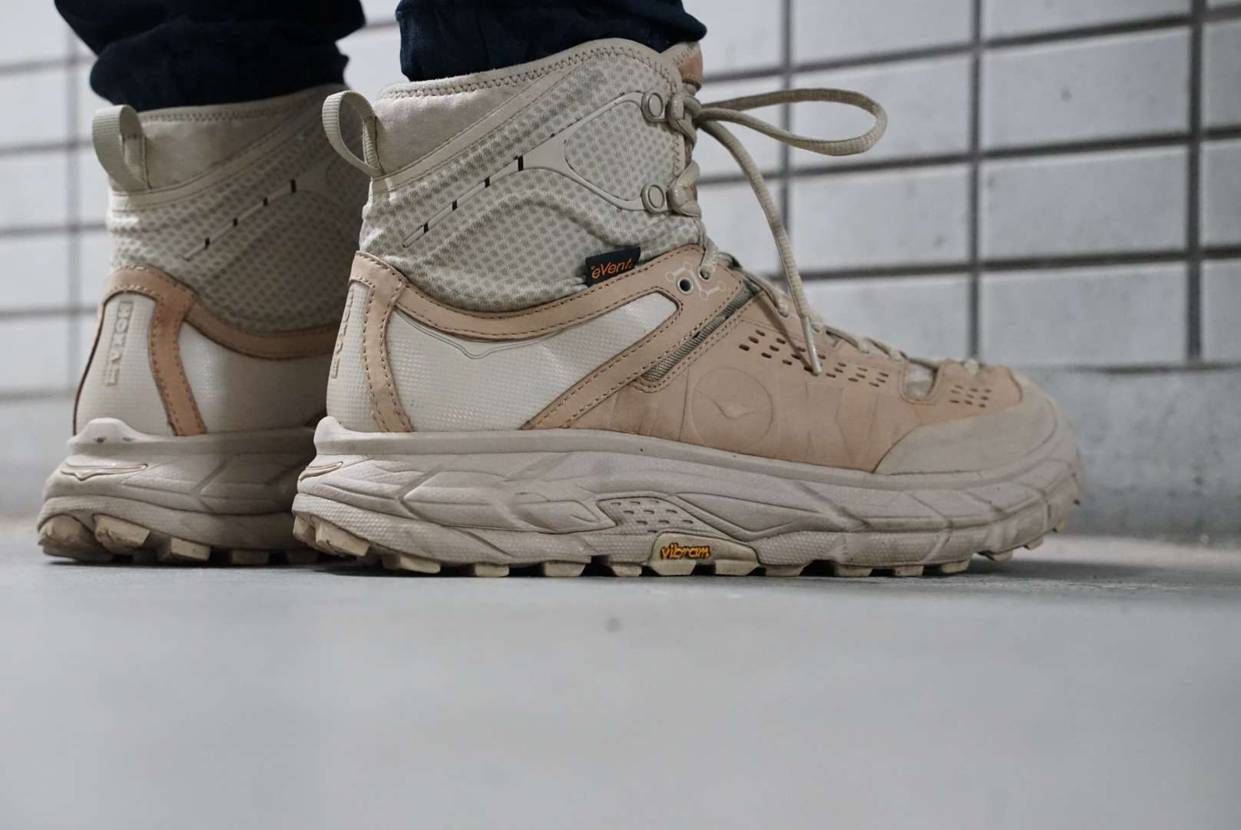 今日のスニーカー
2022年9月1日
HOKA ONE 