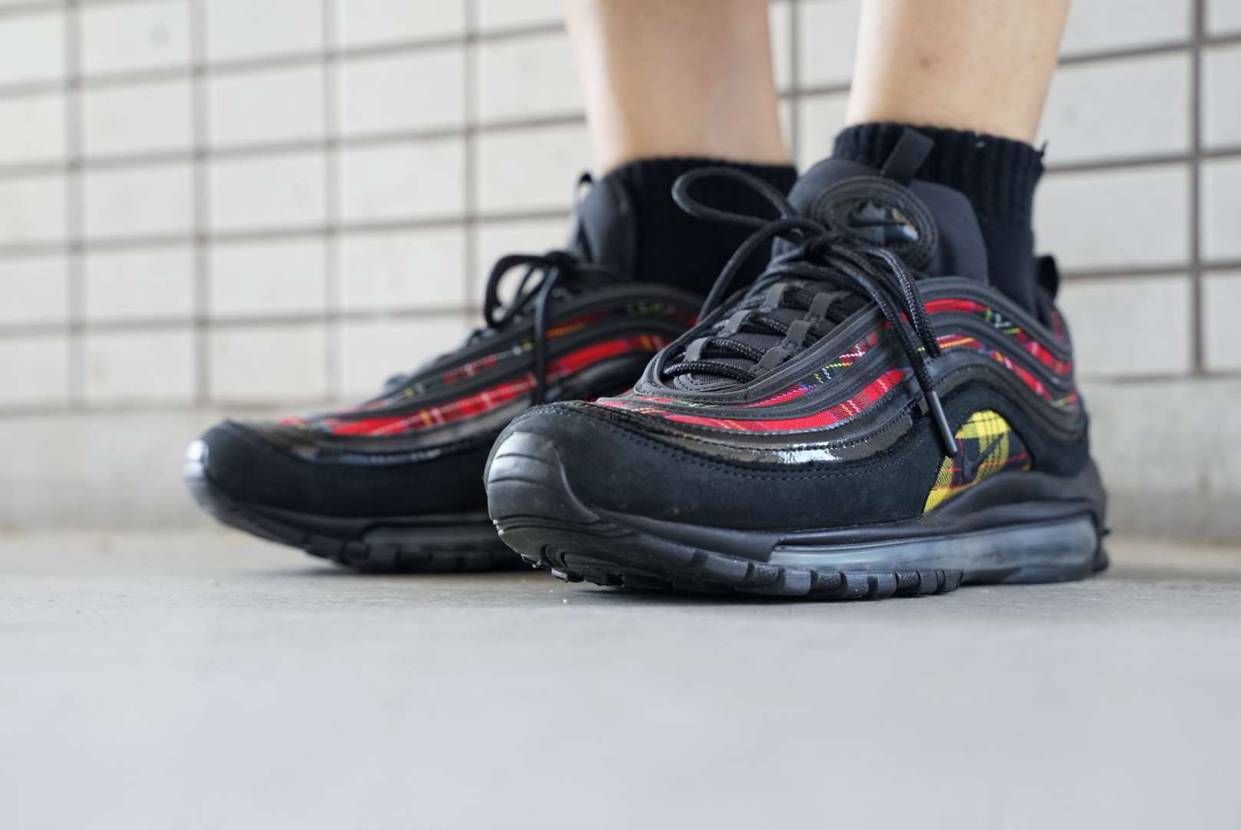今日のスニーカー
2022年10月4日
NIKE WMNS AIR MAX 