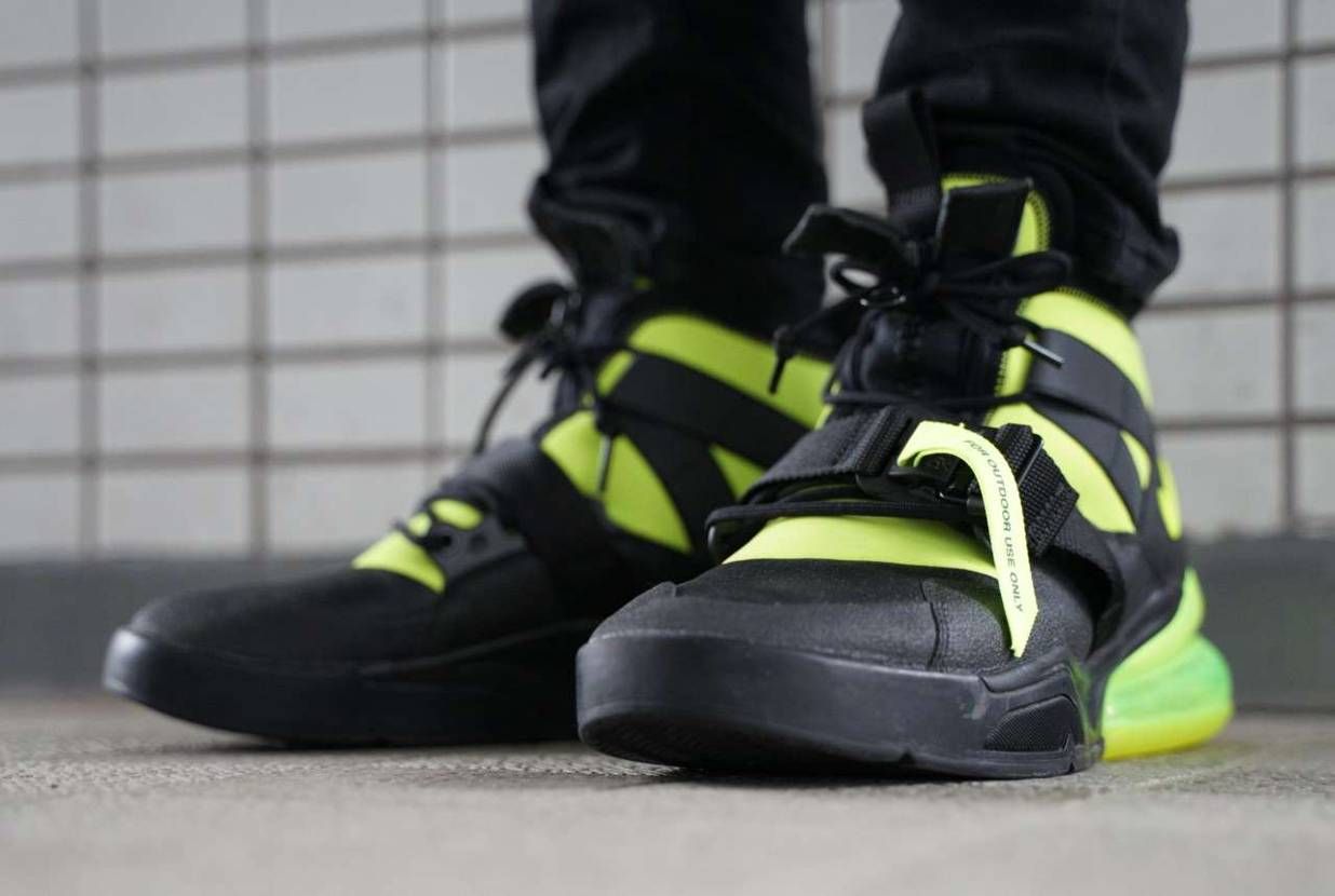 今日のスニーカー
2024/03/05
NIKE AIR FORCE 270