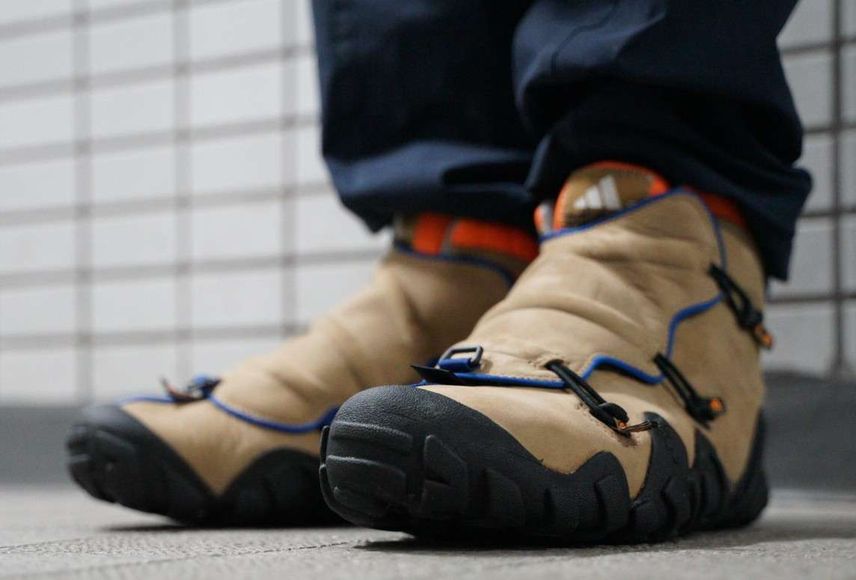 今日のスニーカー
2024/11/23
ADIDAS ORIGINALS R