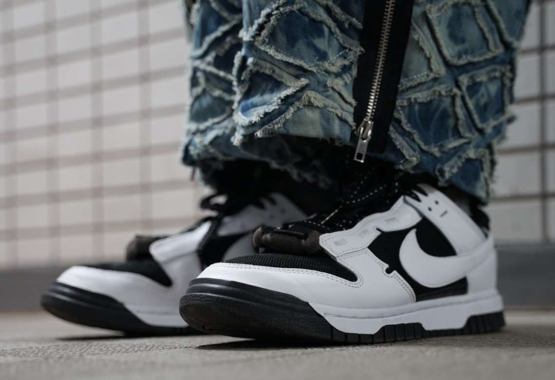 今日のスニーカー
2025/02/19
NIKE AIR DUNK LOW 