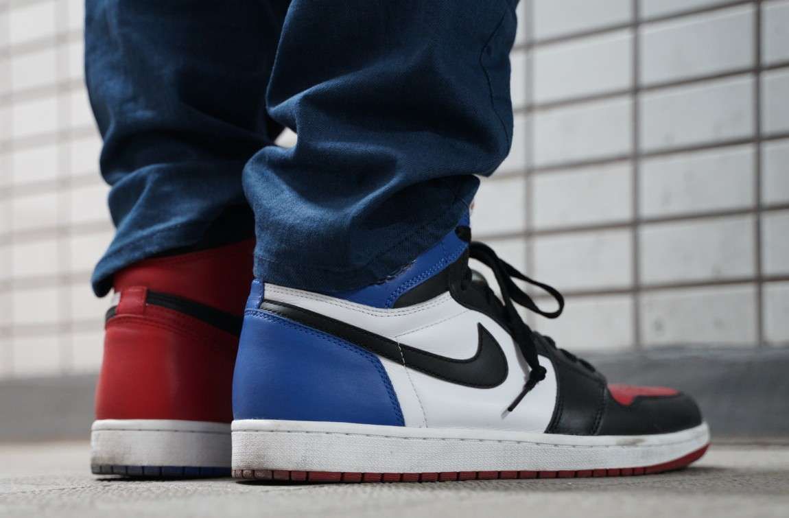 昨日の今日のスニーカー
2025/02/28
NIKE 