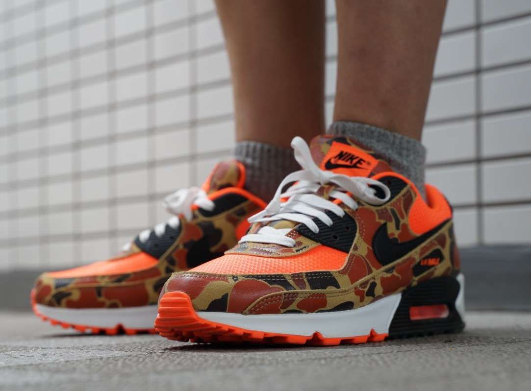 昨日の今日のスニーカー
2025年07月09日
NIKE AIR MAX 9