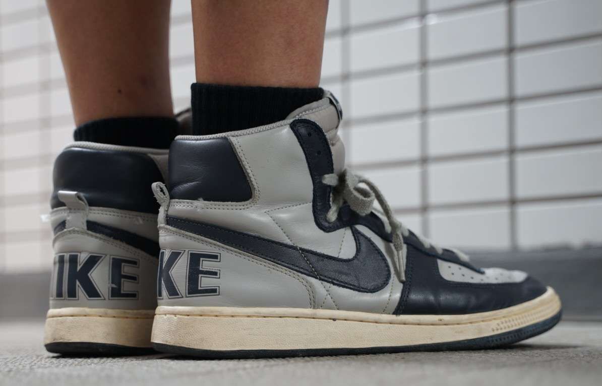 昨日の今日のスニーカー
2025年8月18日
NIKE 