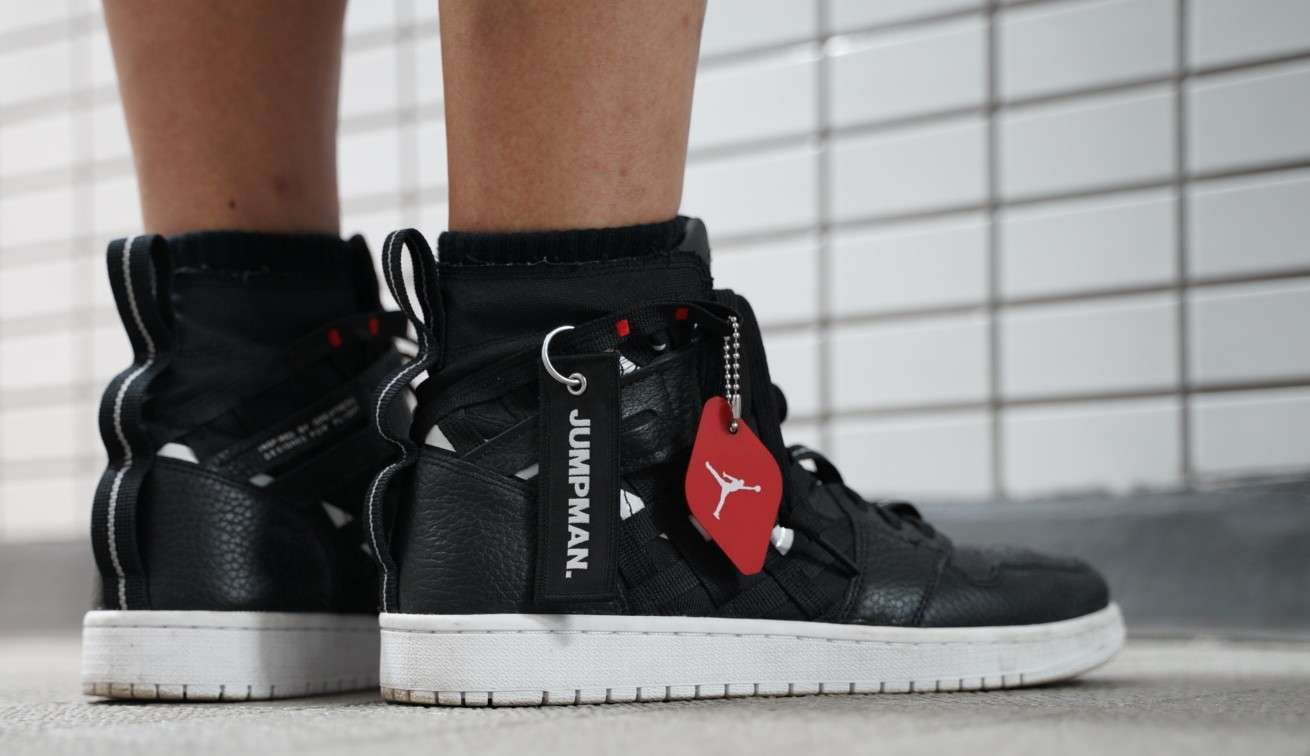 昨日の今日のスニーカー
2025/08/29
NIKE 