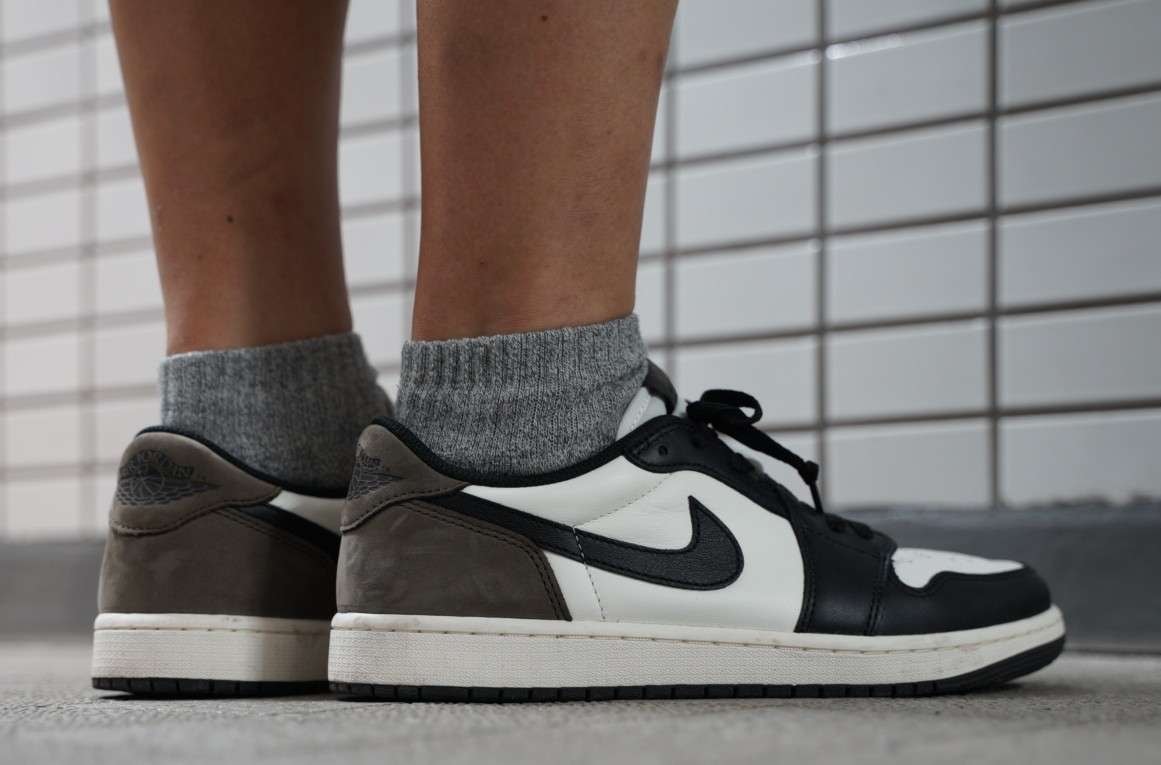 昨日の今日のスニーカー
2025/09/26
NIKE 