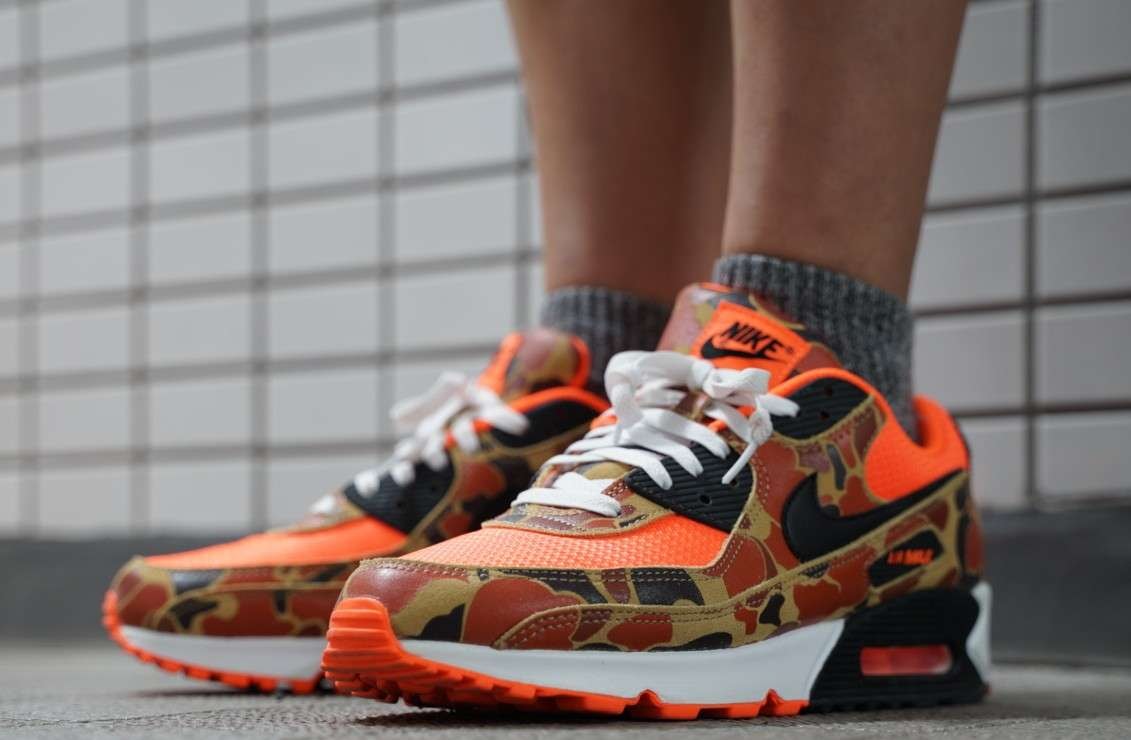 昨日の今日のスニーカー
2025/09/27
NIKE 