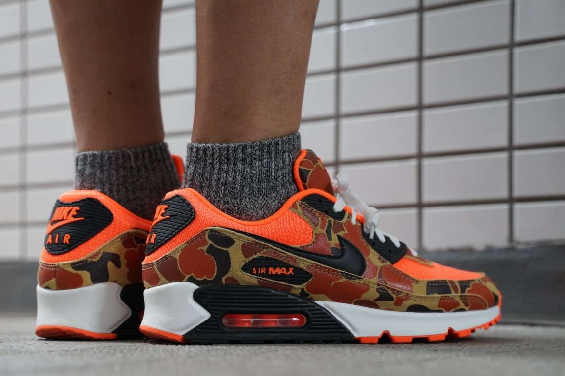 昨日の今日のスニーカー
2025/09/27
NIKE 