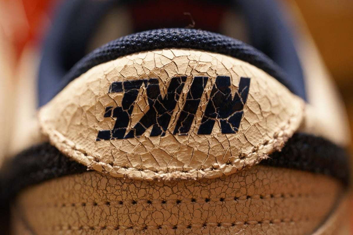 ストレンジャーシングスコラボのダンクをようやく開封。
クラ