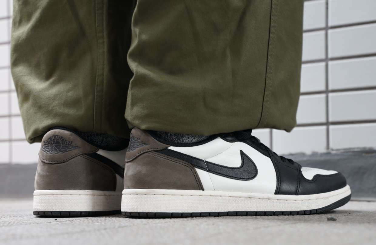 昨日の今日のスニーカー
2025/11/16
NIKE 