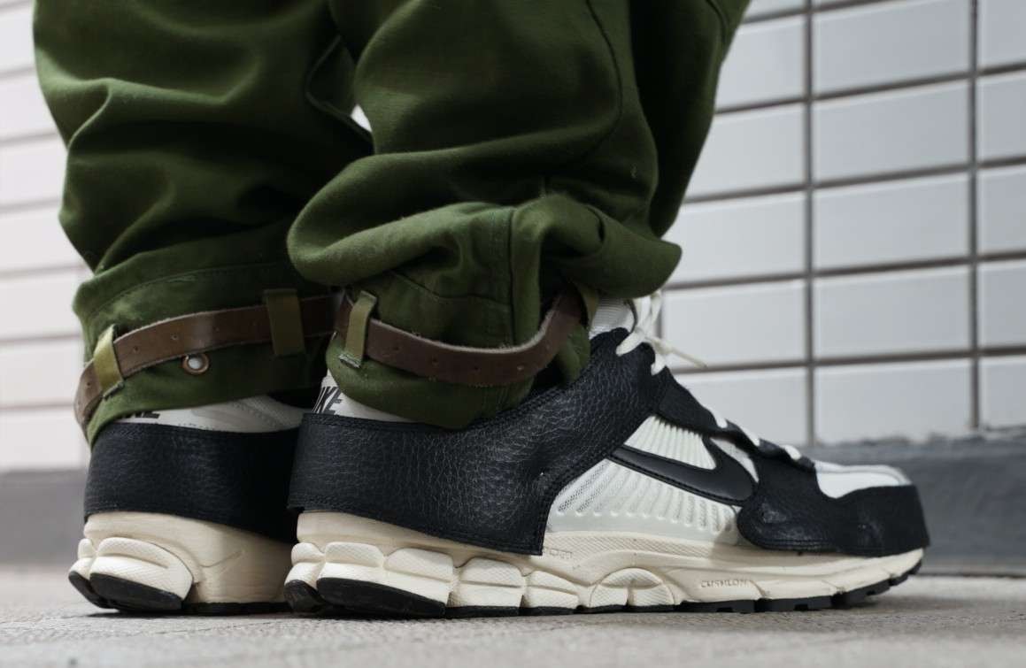 今日のスニーカー
2025/12/02
NIKE WMN