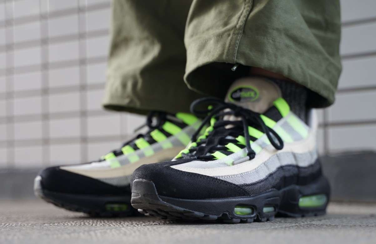 今日のスニーカー
2025/12/27
DENHAM × NIKE AIR 