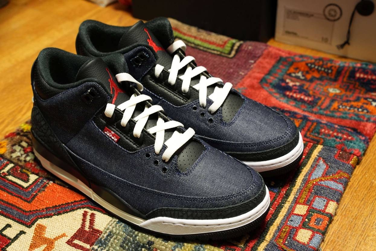 スニパスでリーバイス×エアジョーダン3のインディゴが拾えてし