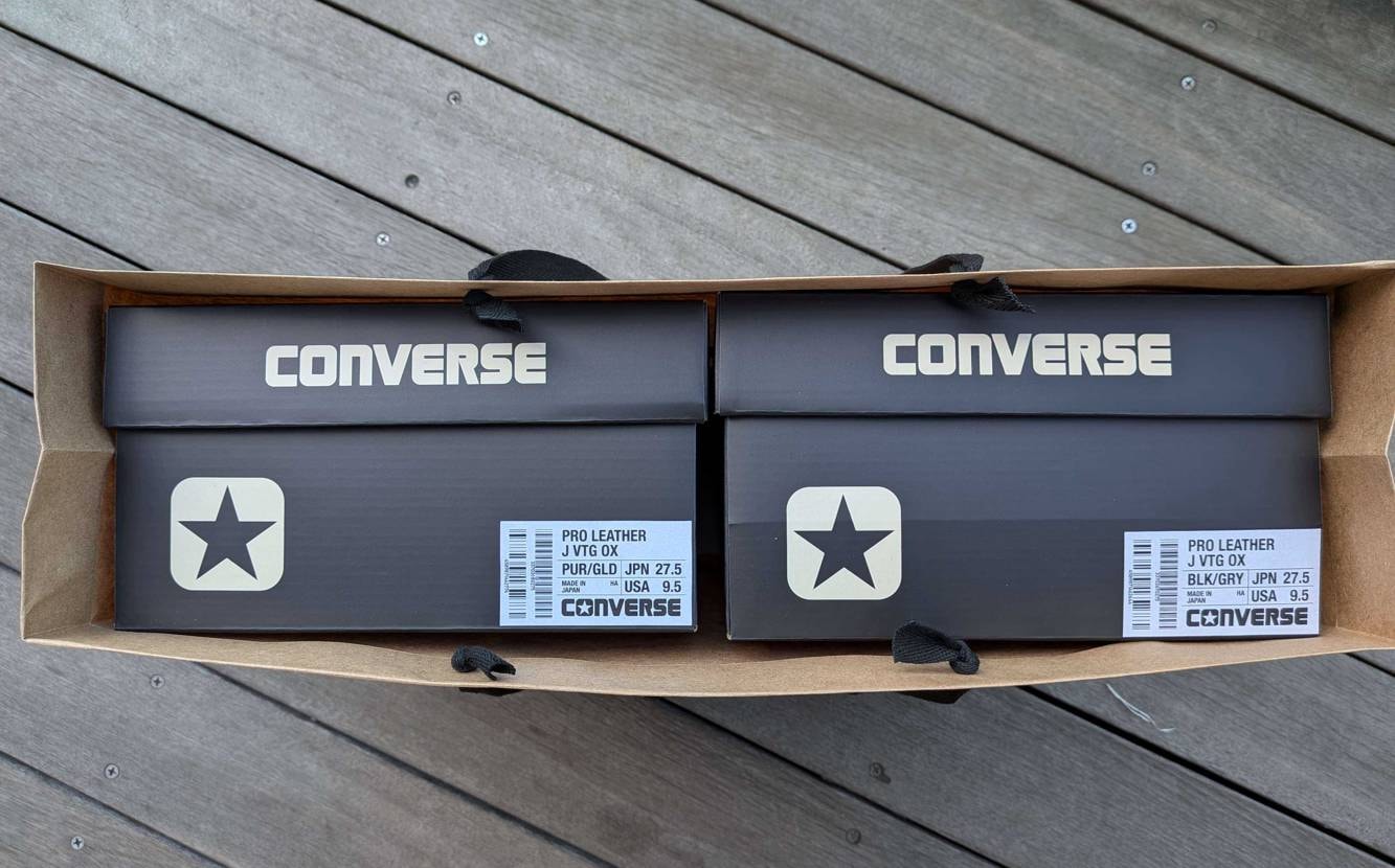 2足買っちゃった。
コンバース原宿の並びはだいたい50〜5