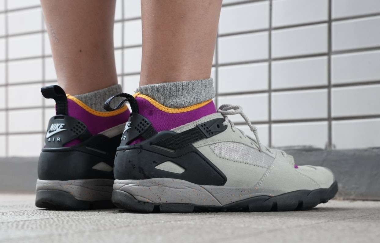 2026/09/27
 NIKE AIR REVADERC