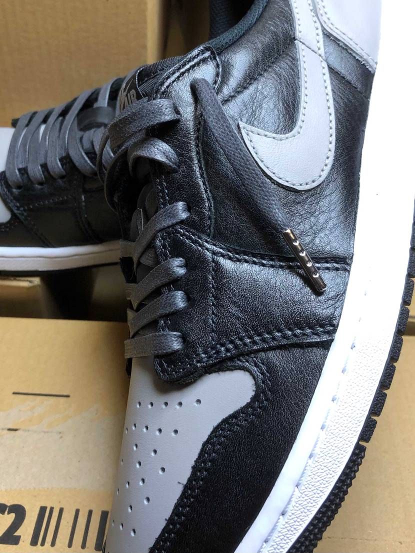 ひどい梱包ですねっ！ジョーダン4 WHITE/MILITARY BLUE-NEU