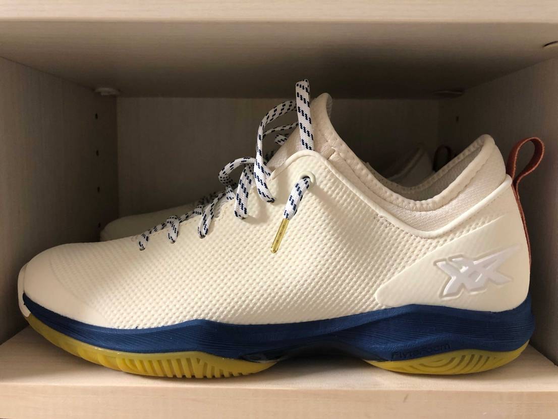 またこれも良いお気に入りスニーカー！！
Ballaholi