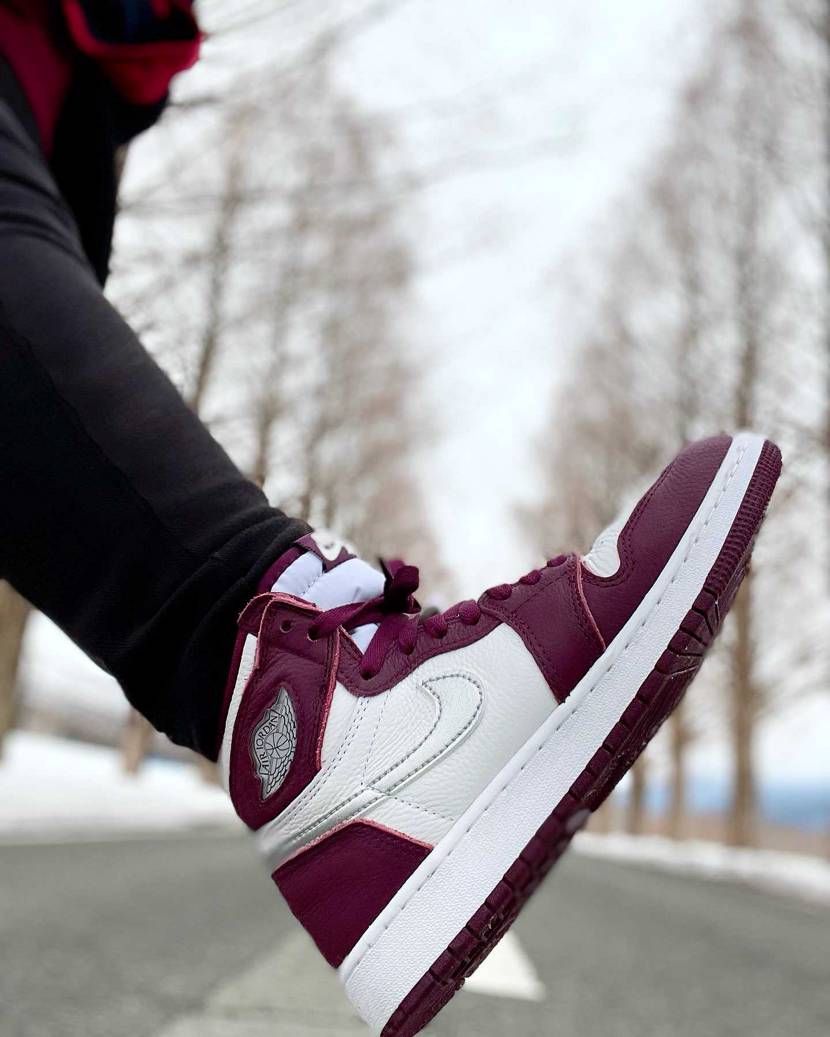 ボルドー最近のお気に入り😊
スカートにもパンツにも合わせやすくて良く履いてる❤