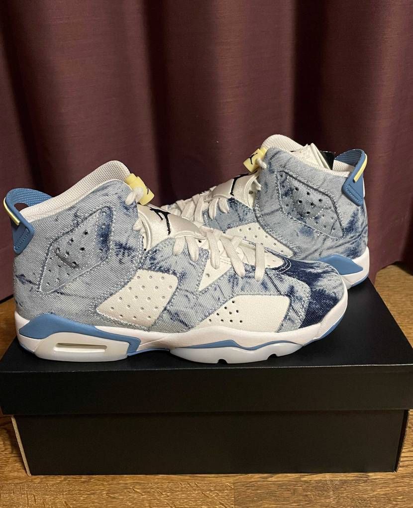 本日やーーっと開封式👟✨
初めてのAJ6😁👍　GSサイズ万
