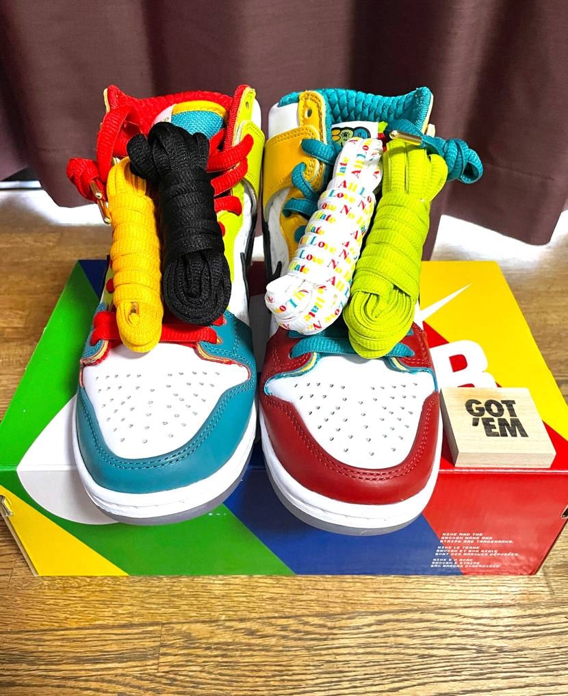 タイダイMIDが写真で見るのと違って想像以上に色が落ち着いて