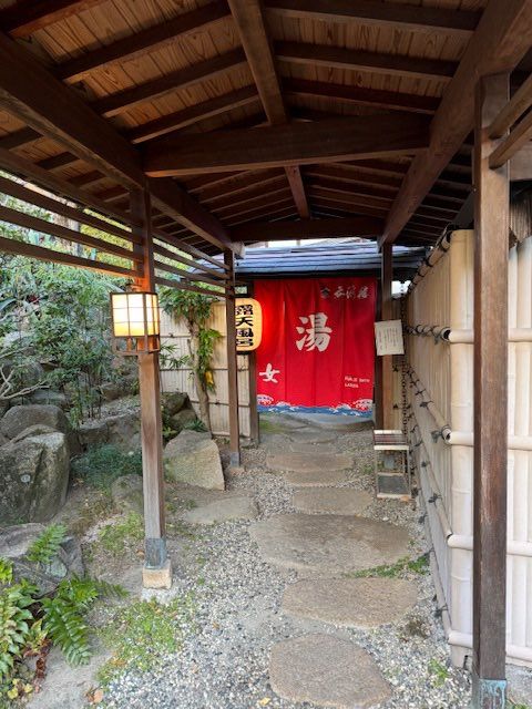 明けてますね🐍🎍⛩️
おめでとうございます♪⸜(๑⃙⃘'ᵕ