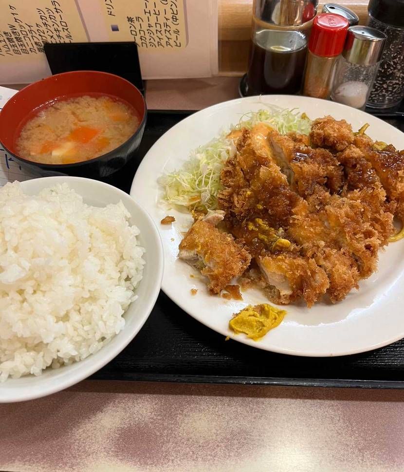 久方ぶりの95で、何年かぶりの池袋に😄✨
昔よく通ってた定食屋に行って、安定