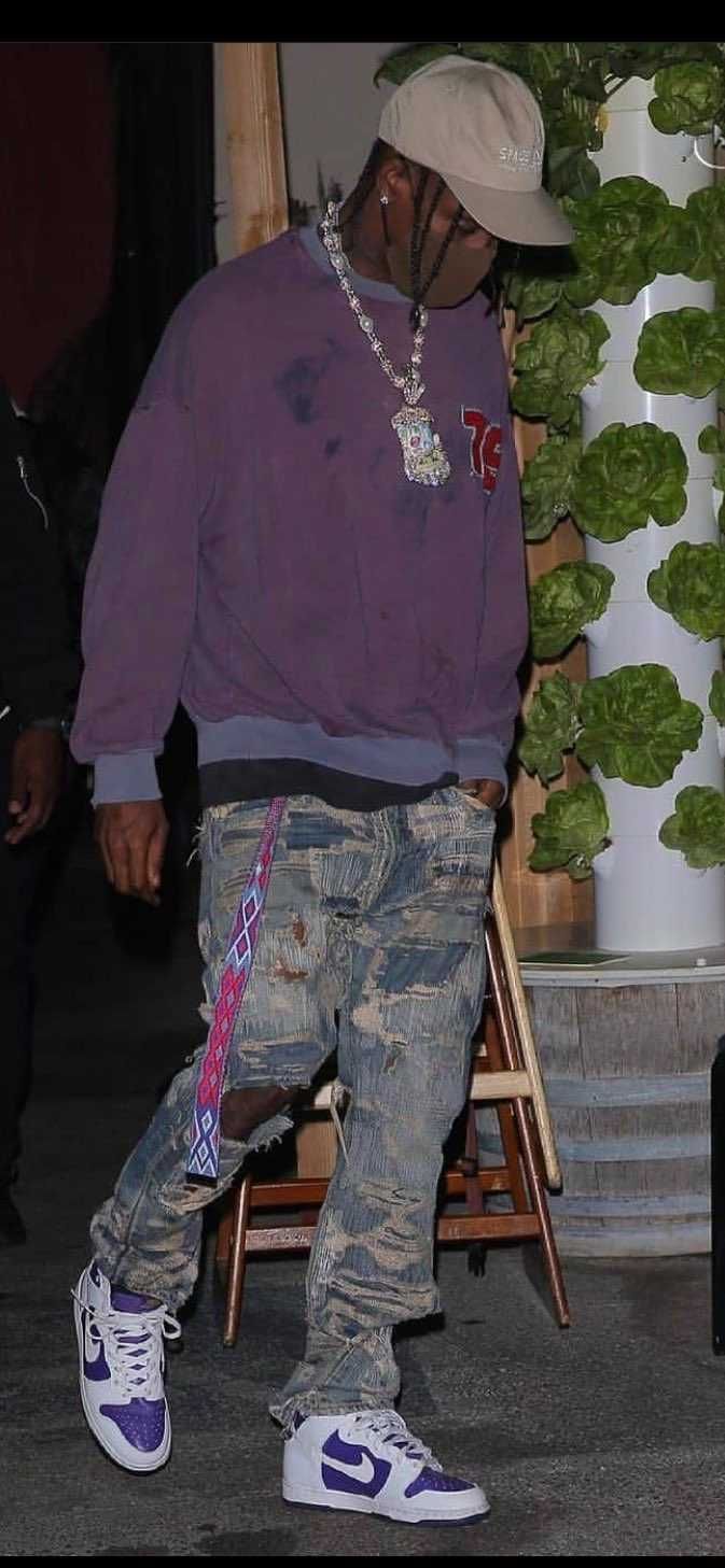 この靴なにか分かりますか？教えてください