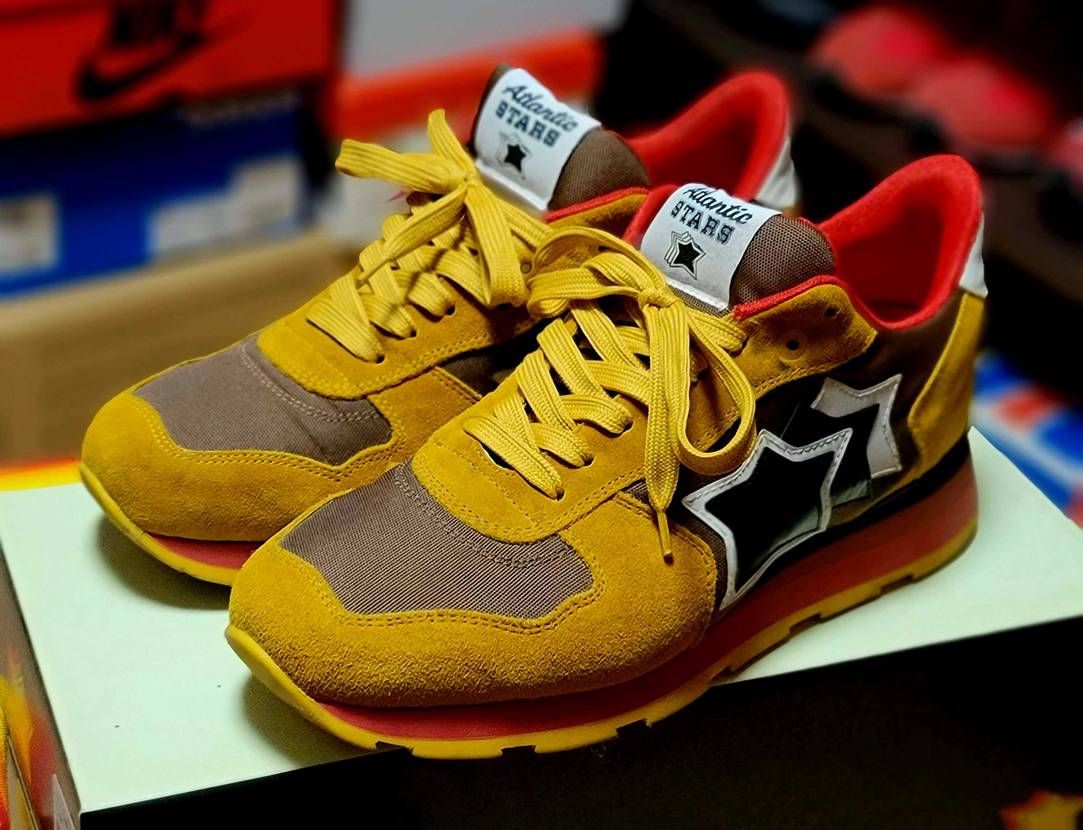 アトランティックスターズ
イタリア製で熟練した職人が、一足